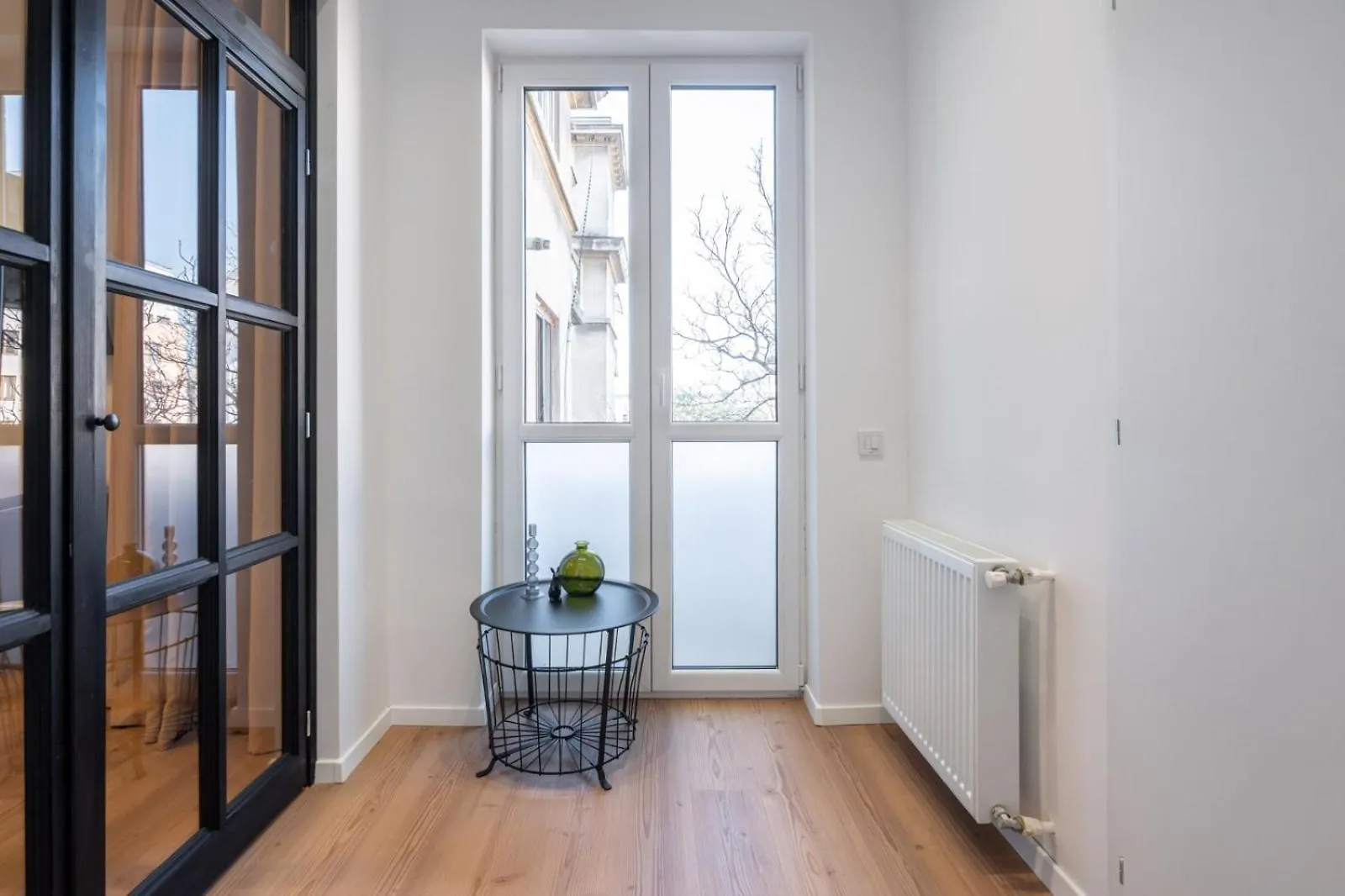 Chic Apartament In Piata Universitatii Bucharest Apartment