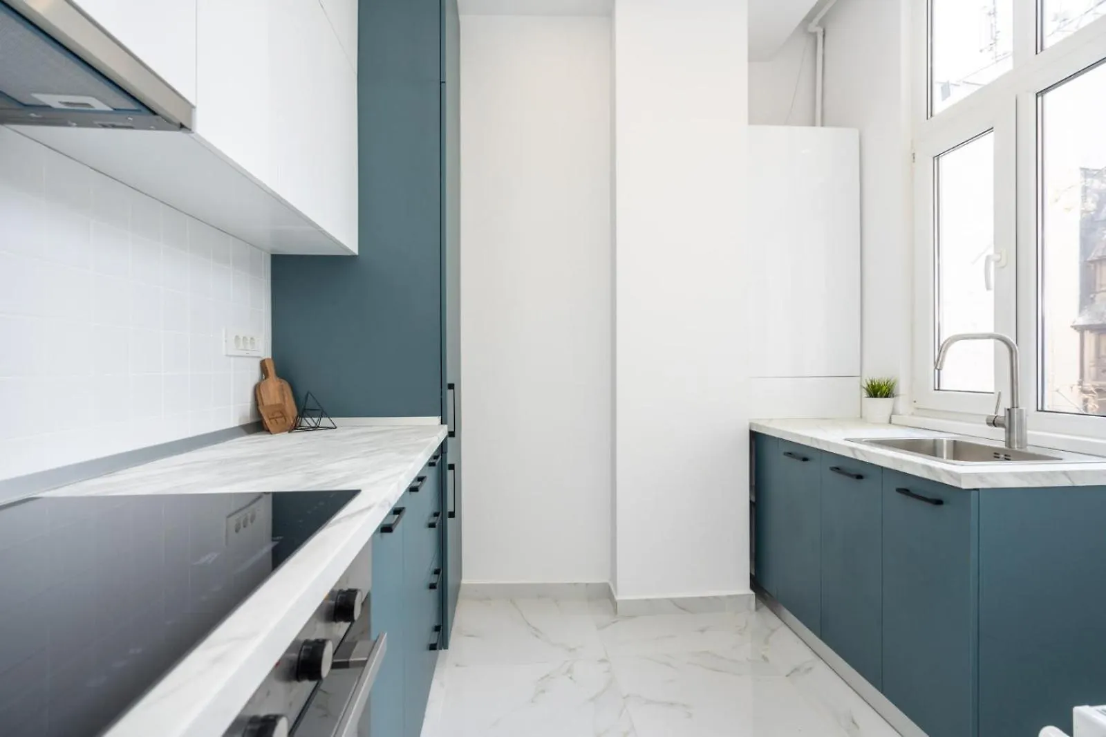 Chic Apartament In Piata Universitatii Bucharest Romania